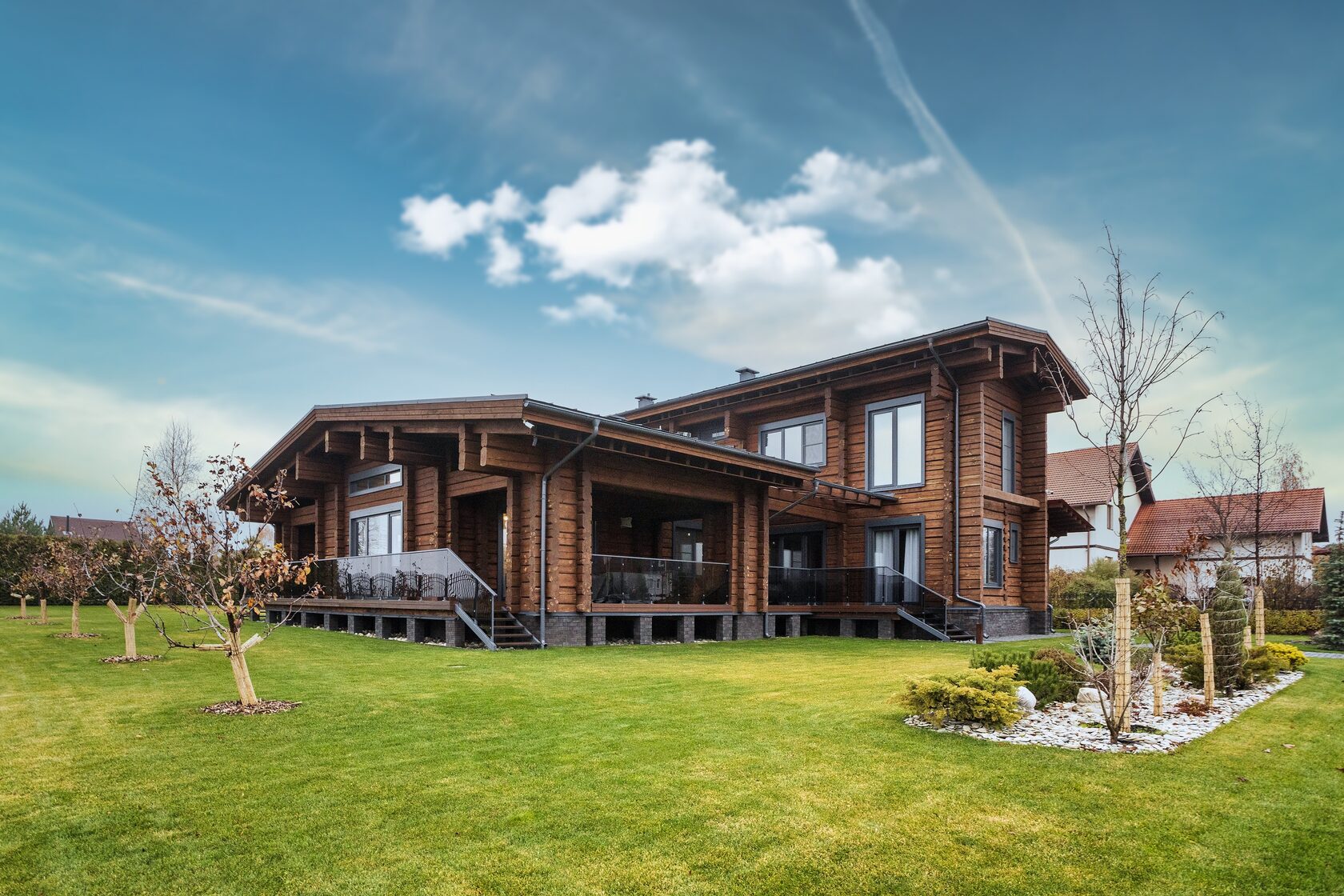 Покраска деревянных домов